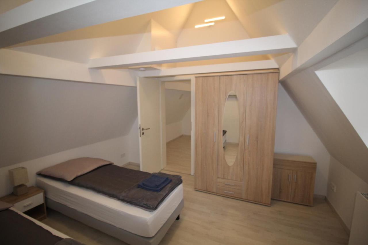 Mainz - 4-Zimmer-Haus - 6 Personen Buitenkant foto